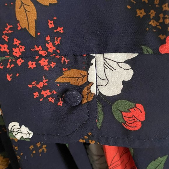 Flowy, oversized floral dress - Picture 3 of 6